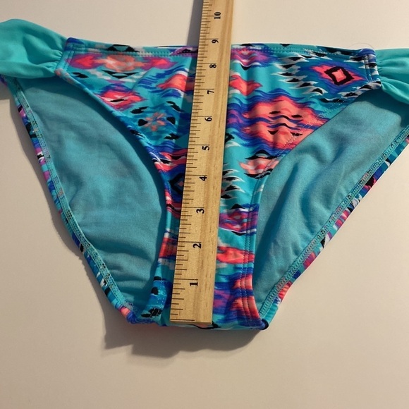✨New✨ Arizona NWT bikini bottom Large - Picture 6 of 8